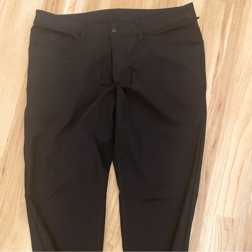 Lululemon ABC pants 34” waist worn fewer than 5 times.